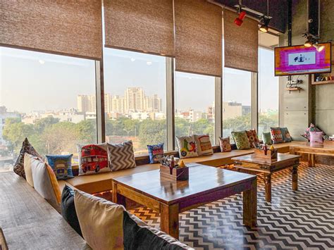Cafe delhi heights patiala  Cyber Hub, Gurgaon